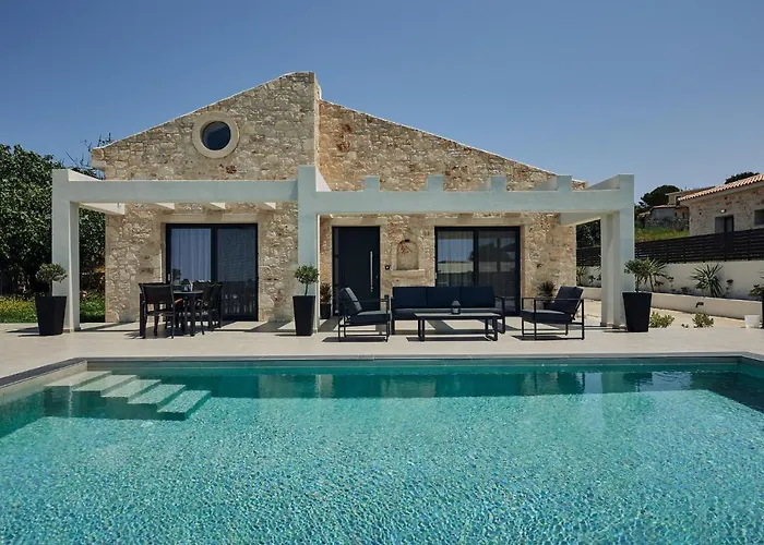 Mouzaki\'S Stone Villas