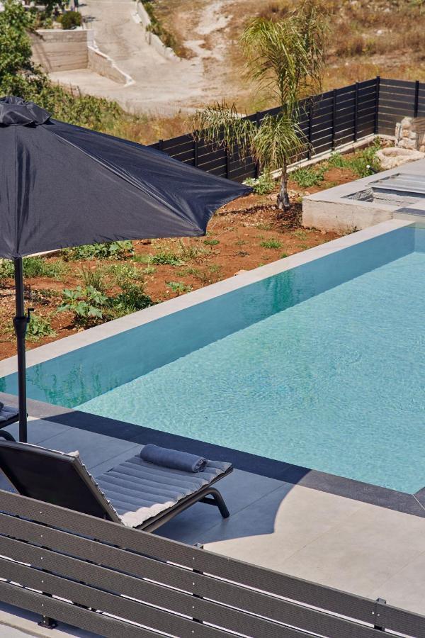 Villa Mouzaki's Stone Volimes