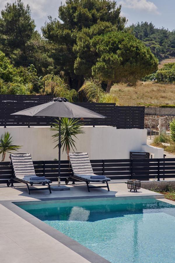 Mouzaki's Stone Villa Volimes