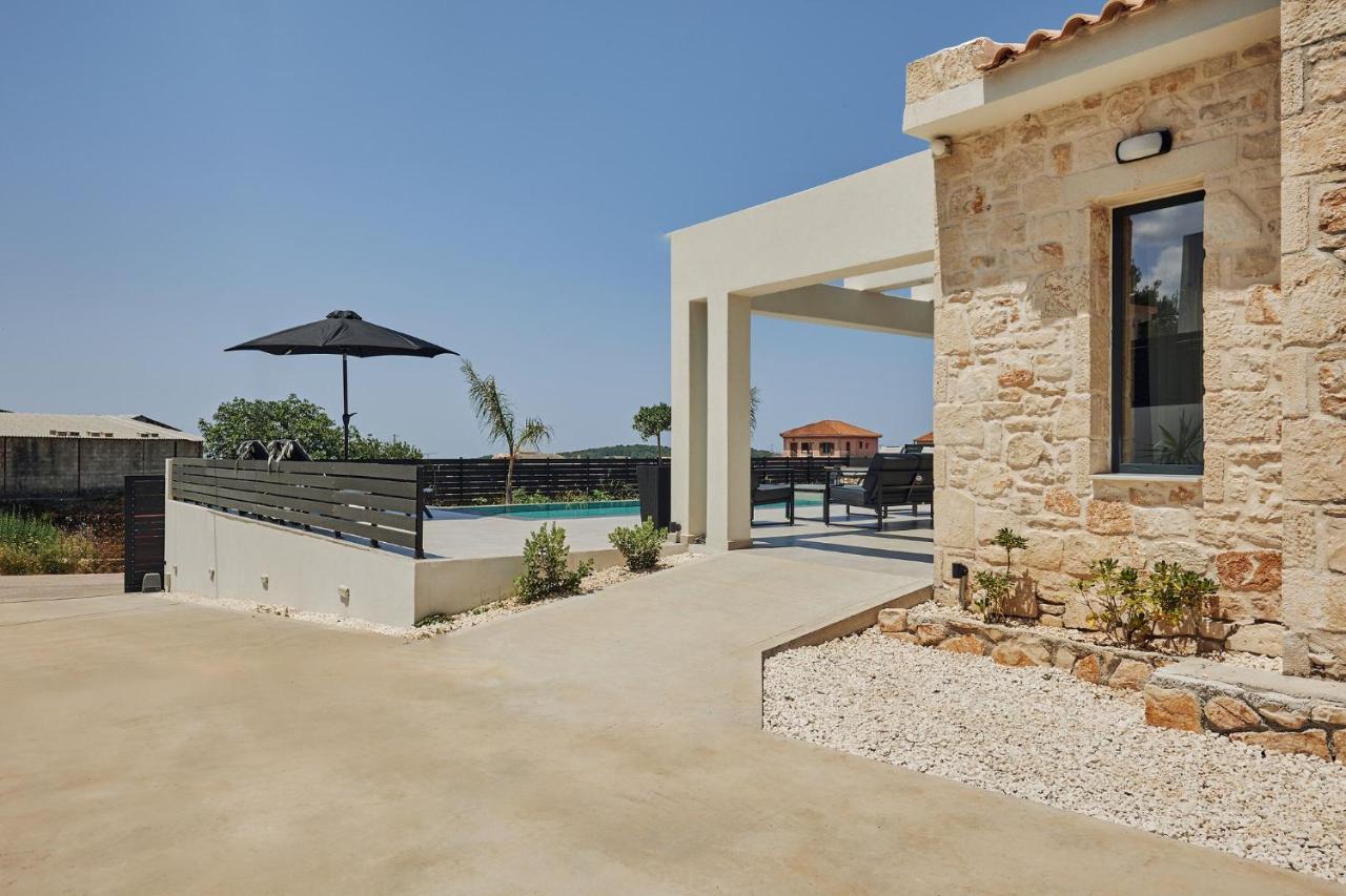 Mouzaki's Stone Villa Volimes